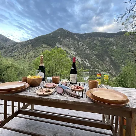 Les Ecrins De Bed & Breakfast Belvedere (Alpes-Maritimes)