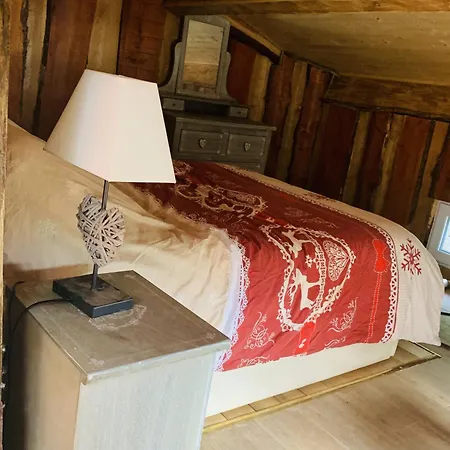 Les Ecrins De Bed & Breakfast *