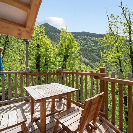 Les Ecrins De Bed & Breakfast *